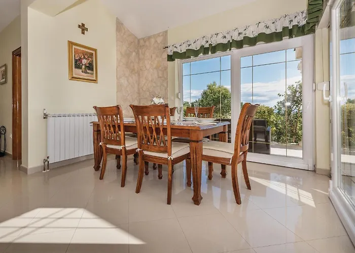 Stunning In With Sauna Trbounje